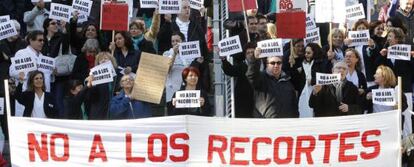 Protesta contra la eliminación de 3.000 puestos de trabajo.