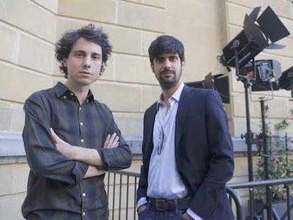 Jon&aacute;s Trueba (izquierda) y Francesco Carril, director y protagonista de &#039;La reconquista&#039;.