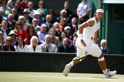 Rafa Nadal en un momento de la final de Wimbledon ante el suizo Roger Federer, el 6 de julio de 2008.