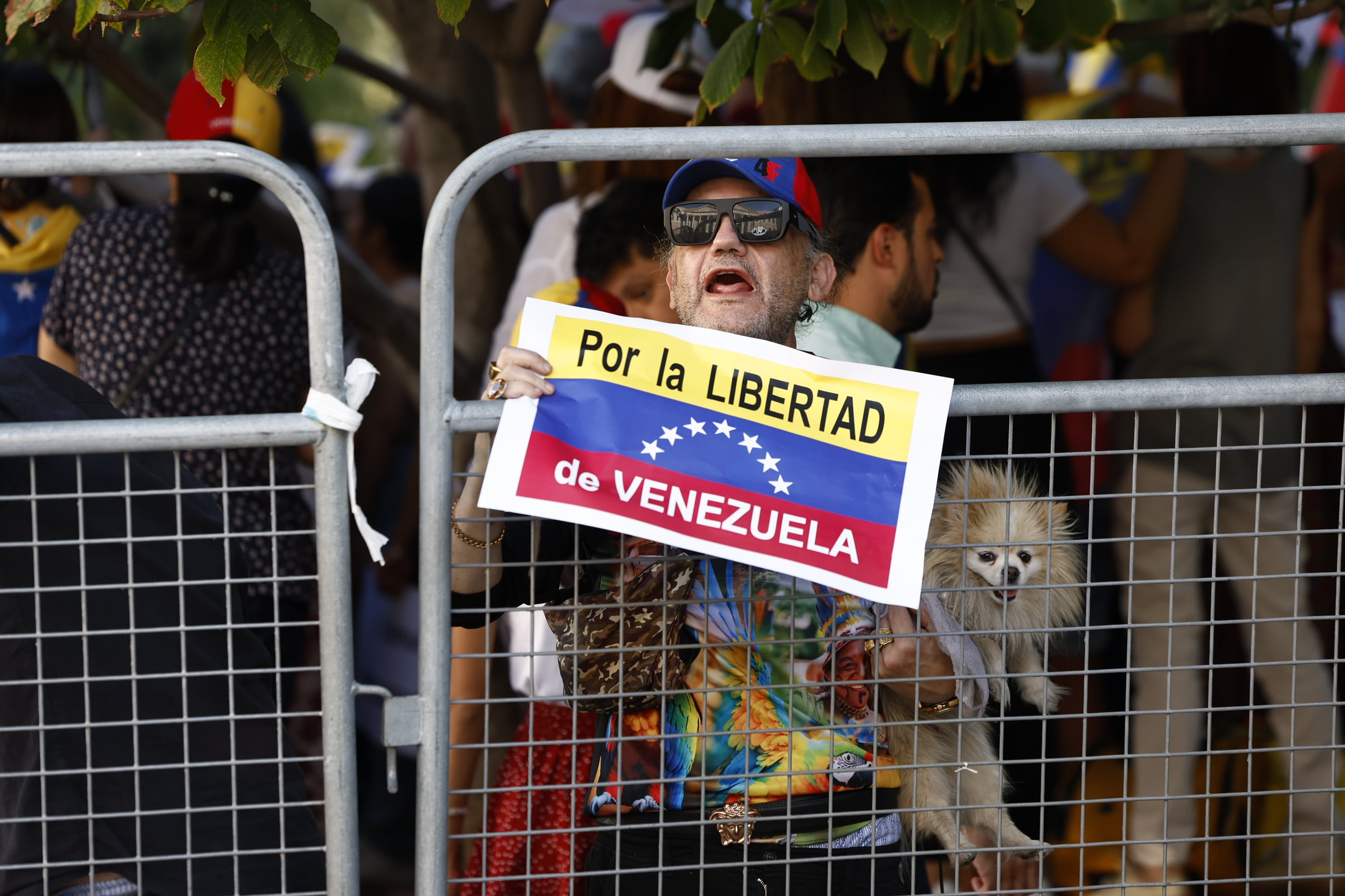 Los venezolanos residentes en España se triplican en siete años. Descubra en qué barrios viven 