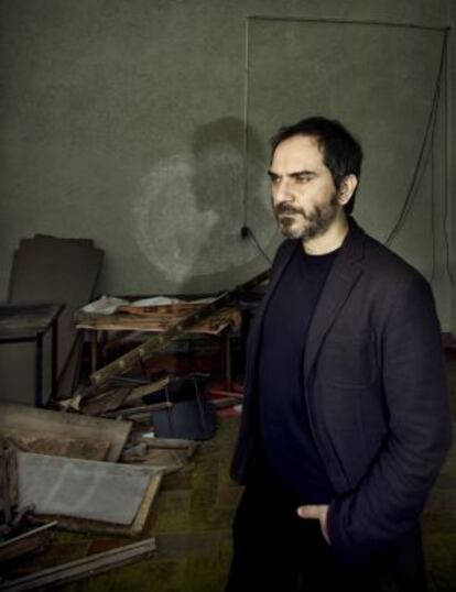 Fernando Alfaro en una foto de estudio.