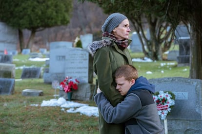 En la película, Julia Roberts trata de mantener a su hijo, el actor Lucas Hedges, alejado de las drogas a las que es adicto.