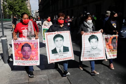 Luz Maria Telumbre, madre de Christian Rodríguez, el estudiante identificado este año.