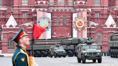 Misiles balísticos intercontinentales, en el ensayo general de un desfile militar, el pasado mayo en la Plaza Roja de Moscú.