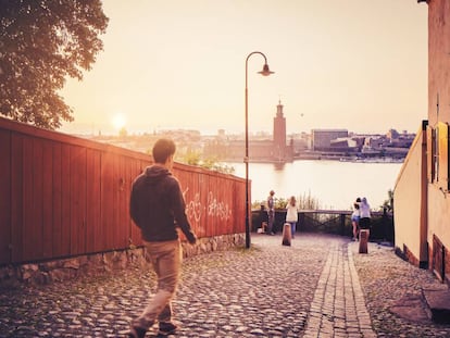 El callejón de Blecktornsgränd, en el barrio de Södermalm de Estocolmo, donde transcurre parte de la trama de la saga 'Millennium', de Stieg Larsson. 