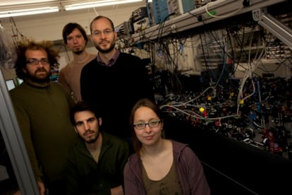 Los investigadores del grupo de Morgan Mitchell, del Instituto de Ciencias Fotónicas (Barcelona).