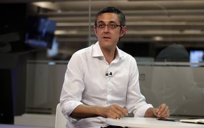 Eduardo Medina en la redacción de ELPAÍS.