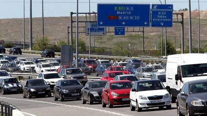 La A-3, a la altura del kilómetro 15, en sentido salida de Madrid.