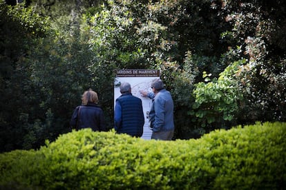 Se han instalado carteles para informar al público sobre la flora y el conjunto escultórico. El horario en verano -del 1 de mayo al 30 de septiembre- será de 9.00 a 20.00 horas y en invierno -del 1 de octubre al 30 de abril- de 9.00 a 16.30 horas.