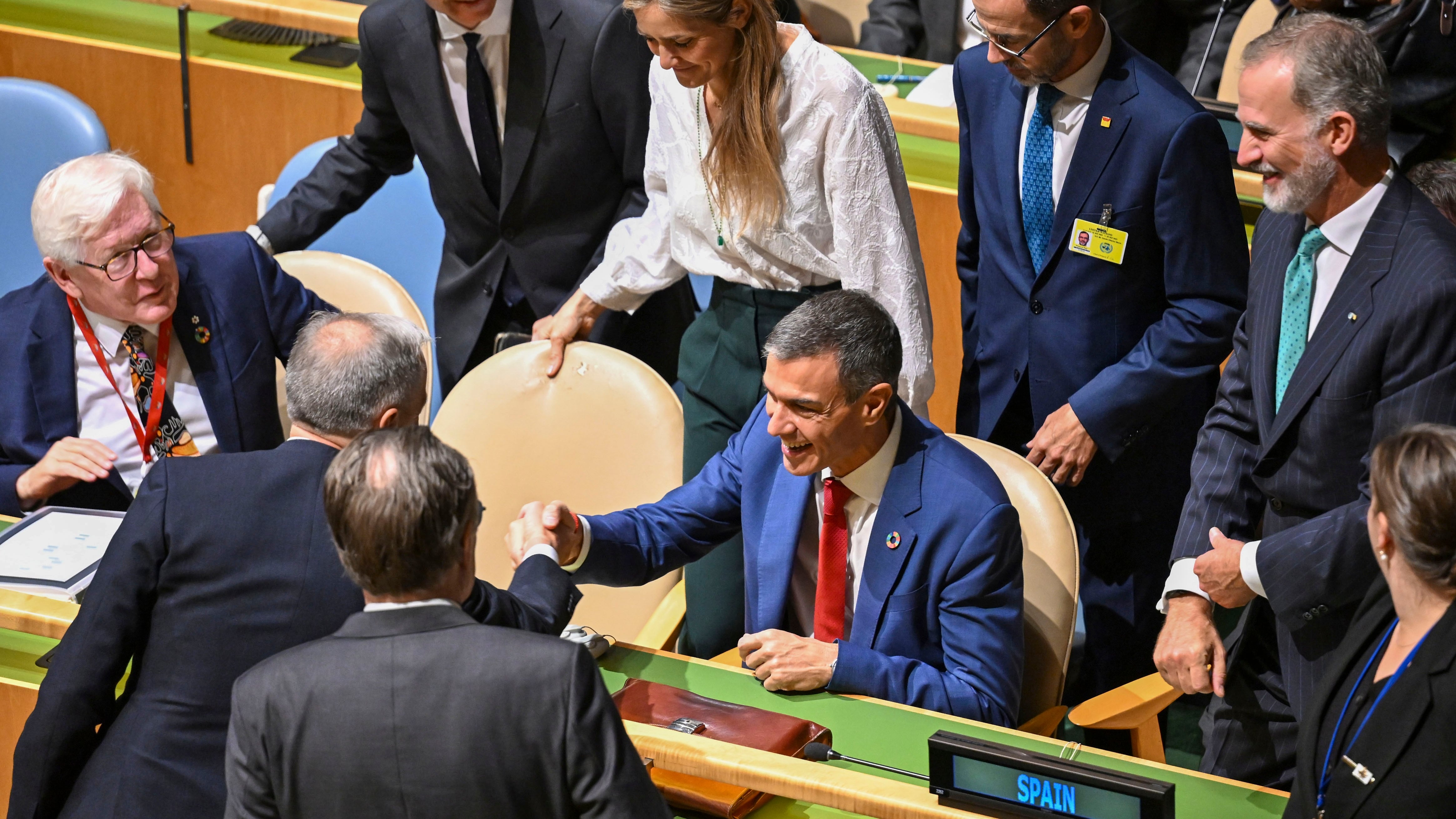 El discurso del rey ahonda la grieta del PP sobre Gaza y aísla a Ayuso en su defensa de Israel