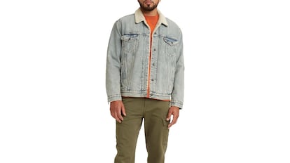 cazadora levi's sherpa enero 2025 2