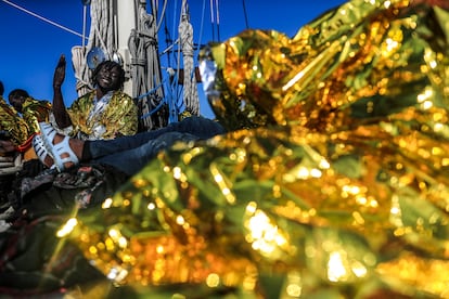 Los 47 migrantes rescatados por el 'Astral', del Open Arms, proceden de países del África subsahariana.