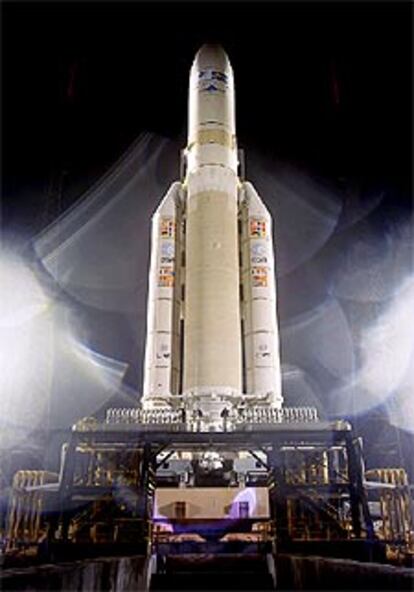 El cohete europeo Ariane 5 <b></b><i>10 toneladas</i> en la base de Kourou.