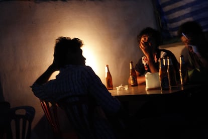 Camboya, 18 de agosto de 2012. Cervezas para acabar el día.