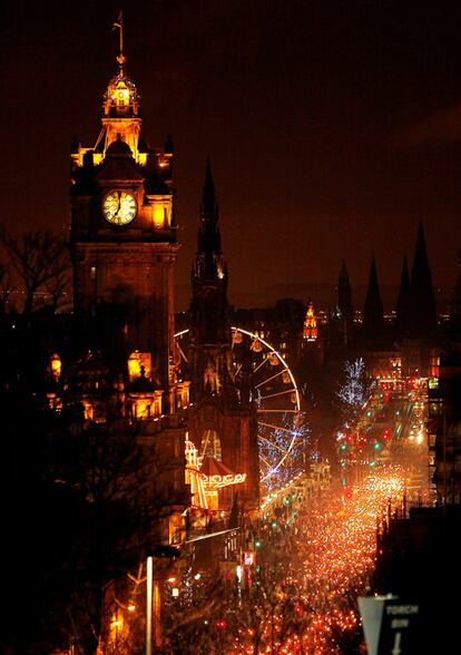 Luces del Hogmanay, la fiesta de fin de año de Edimburgo (Escocia)