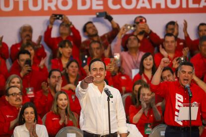 Manolo Jiménez Salinas toma protesta como candidato a la gobernatura del Estado de Coahuila.