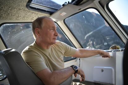 El presidente de Rusia, Vladímir Putin, durante su visita a la región de Tuva en Siberia (Rusia), el 26 de agosto de 2018.