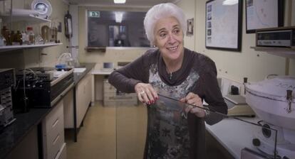 Josefina Castellví, a la base antàrtica recreada al CosmoCaixa de Barcelona.