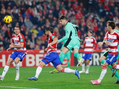 Con este cabezazo Morata le dio el triunfo al Atlético ante el Granada.