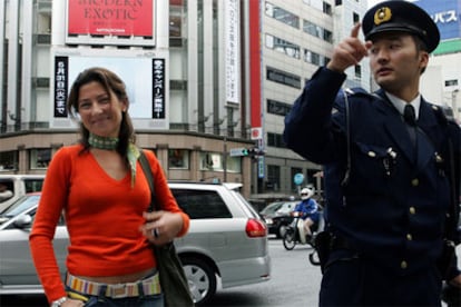 Sara Baras posa en el barrio de Ginza.