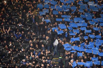 Aficionados del Ínter de Milán en las gradas de San Siro.