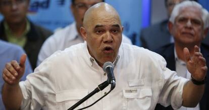 Jesús Torrealba en conferencia de prensa.