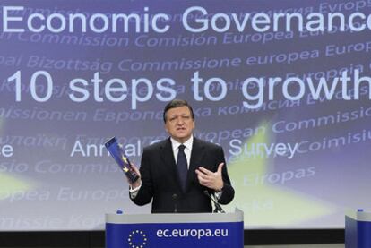 Durão Barroso, durante la presentación del Informe Anual de Crecimiento, ayer en Bruselas.