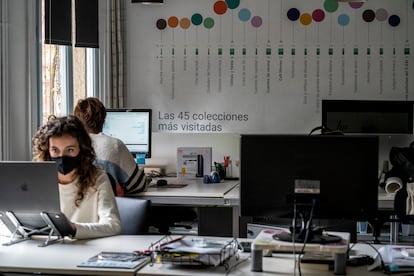 Empleados de Filmin, durante una jornada de trabajo.