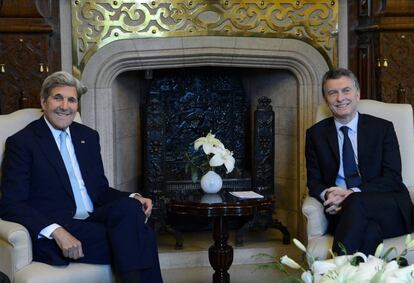 O presidente Mauricio Macri recebeu na Casa Rosada o secretário de Estado, John Kerry.