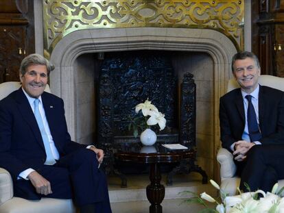 O presidente Mauricio Macri recebeu na Casa Rosada o secretário de Estado, John Kerry.