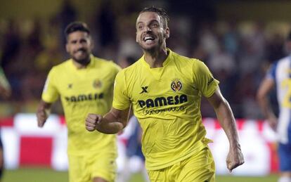 Soldado festeja su gol frente al Espanyol.