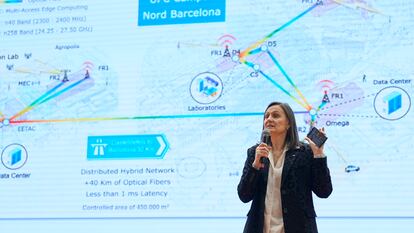 La investigadora Anna Umbert en la Universidad Politécnica de Cataluña (UPC)