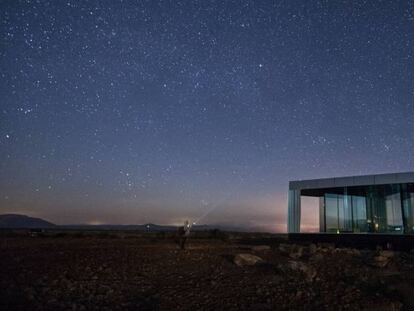 Noche estrellada en la Casa del Desierto de Gorafe.