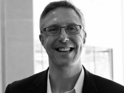 Frank Pasquale: “El objetivo es tenernos tan ocupados en el trabajo que no nos preocupemos por la ética”