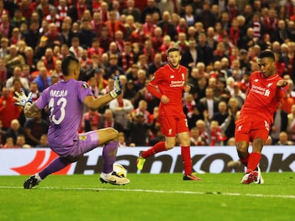 Sturridge marca el segundo gol del Liverpool.