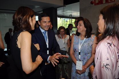 Pilar López, presidenta de Microsoft España; Alejandro Martínez Peon, consejero delegado de PRISA Noticias; Rosa García, presidenta de Siemens España; y María Jesús Almazor, consejera delegada de Telefónica España.