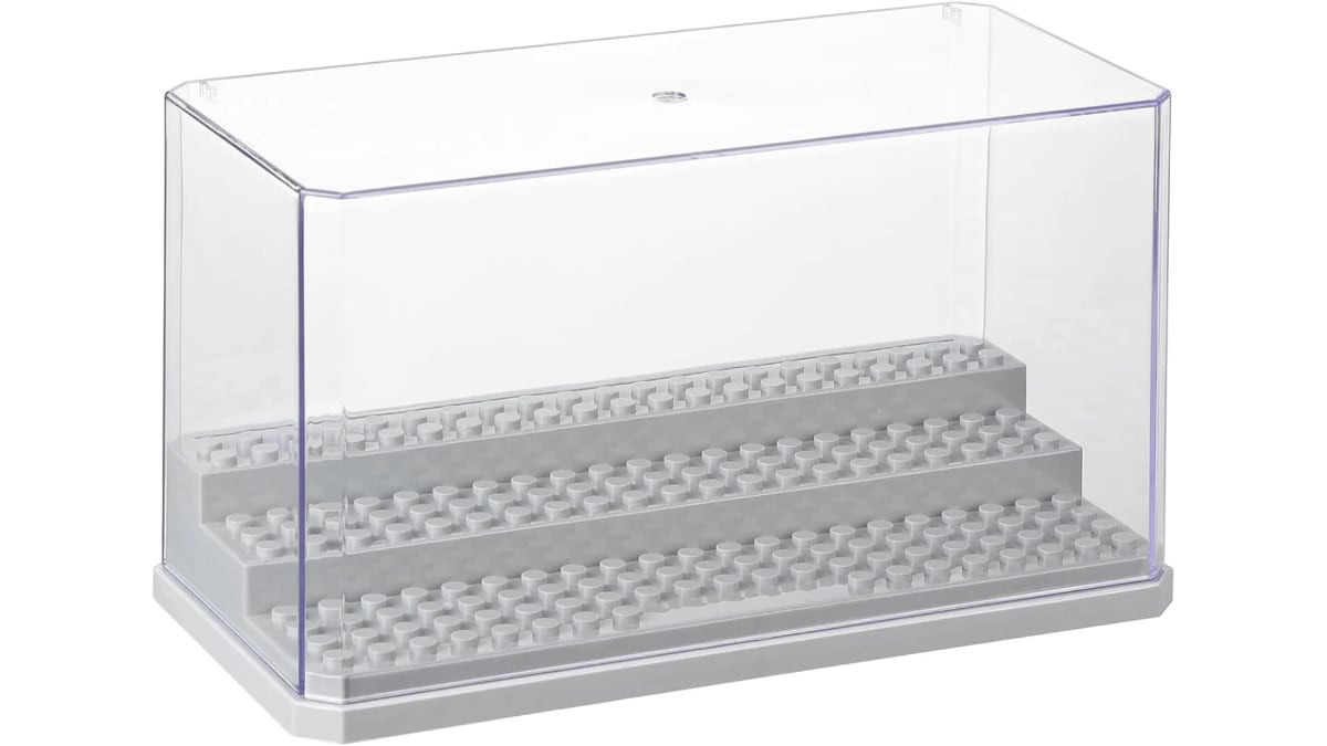 Esta vitrina es una alternativa compacta para organizar minifiguras en el escritorio o en estantes pequeños.