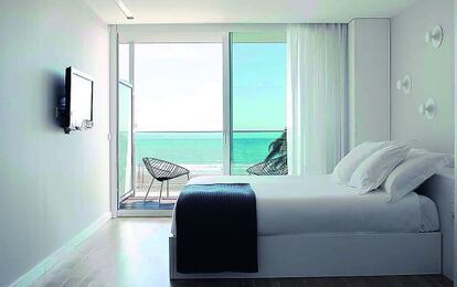 Habitación del Hotel de la Playa, en Pobla de Farnals (Valencia).