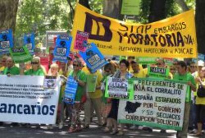Afectados por las participaciones preferentes en una movilización.