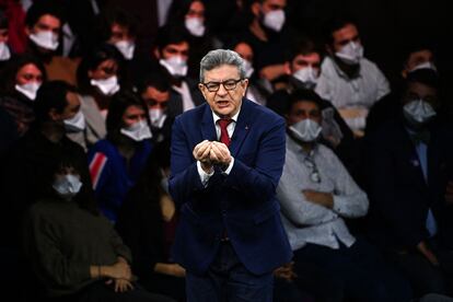 El líder del partido Francia Insumisa, Jean-Luc Mélenchon, durante su mitin en Montpellier, el pasado febrero.