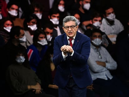 El líder del partido Francia Insumisa, Jean-Luc Mélenchon, durante su mitin en Montpellier, el pasado febrero.