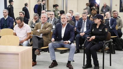 (De izquierda a derecha) Álvaro Pérez Alonso 'El Bigotes', Pablo Crespo y Francisco Correa, 'cabecilla' de la trama, en la Audiencia Nacional.