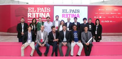 Representantes de las quince ‘startups’ presentes en El País Retina. A la derecha, Allison Rohe, subdirectora del Venture Lab Accelerator del IE Business School.