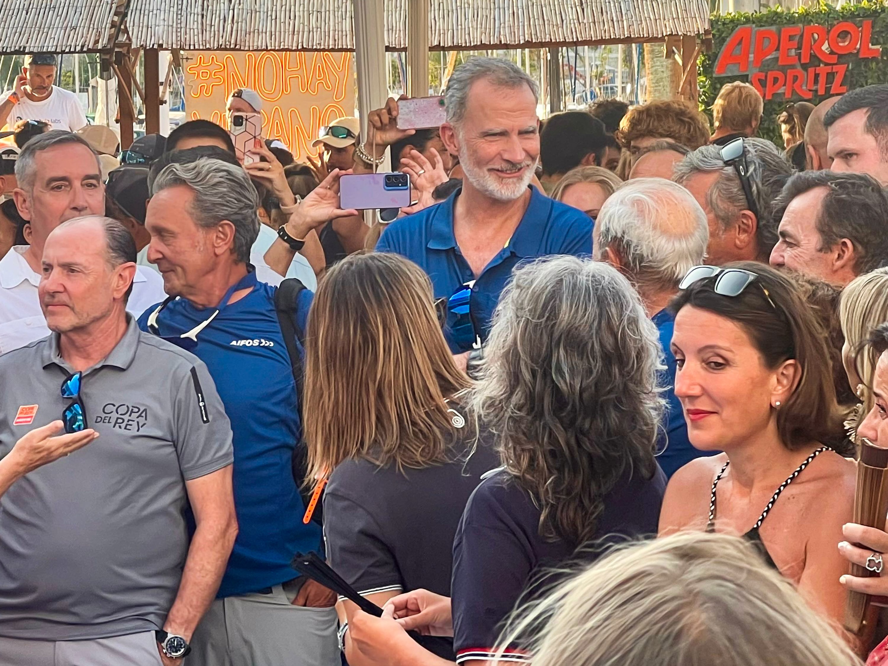 Jaime Anglada, amigo del rey Felipe VI, en estado crítico tras ser arrollado en Palma por un coche que se dio a la fuga 1 Felipe VI disfruta del concierto de Jaime Anglada en el Club Naútico de Palma, el 1 de agosto de 2025.