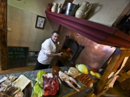 Roberto Capone is chef at La Antigua Tahona in Rascafría.