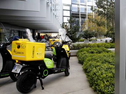 Moto eléctrica de Correos.