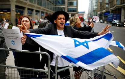 Una manifestación de británicos en defensa de Israel frente a la sede del Partido Laborista en Londres, el pasado 4 de septiembre.