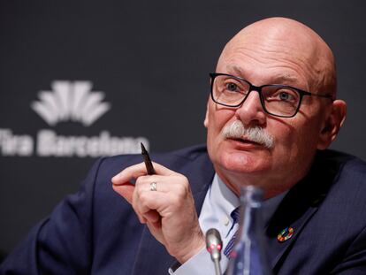 John Hoffman durante la rueda de prensa de cancelación del Mobile en Barcelona.