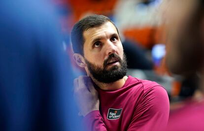 Mirotic, en el calentamiento previo a la semifinal