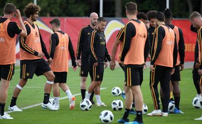 Los jugadores de Bélgica, durante un entrenamiento en Moscú.